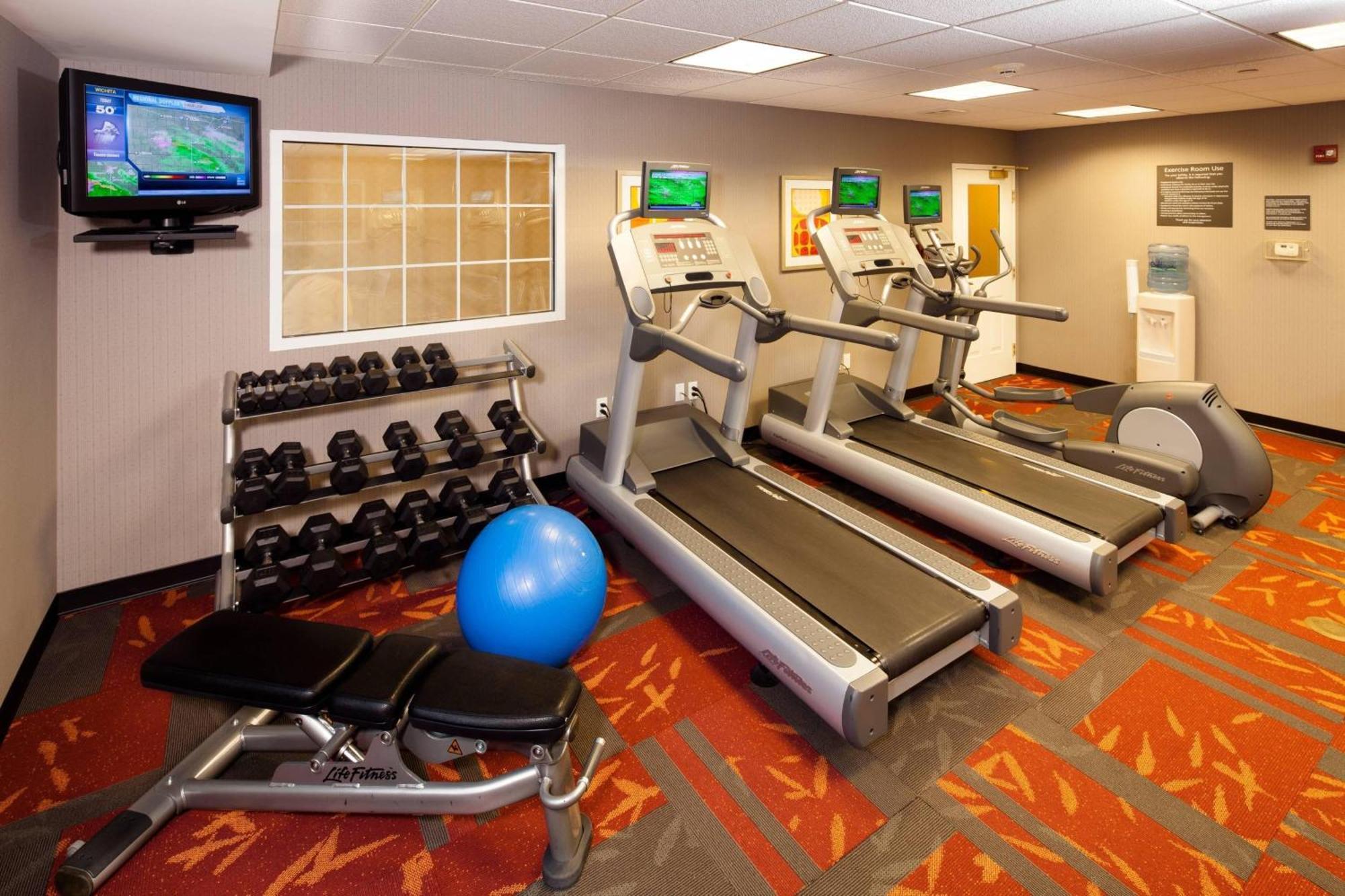 By Marriott East At Plazzio Wichita